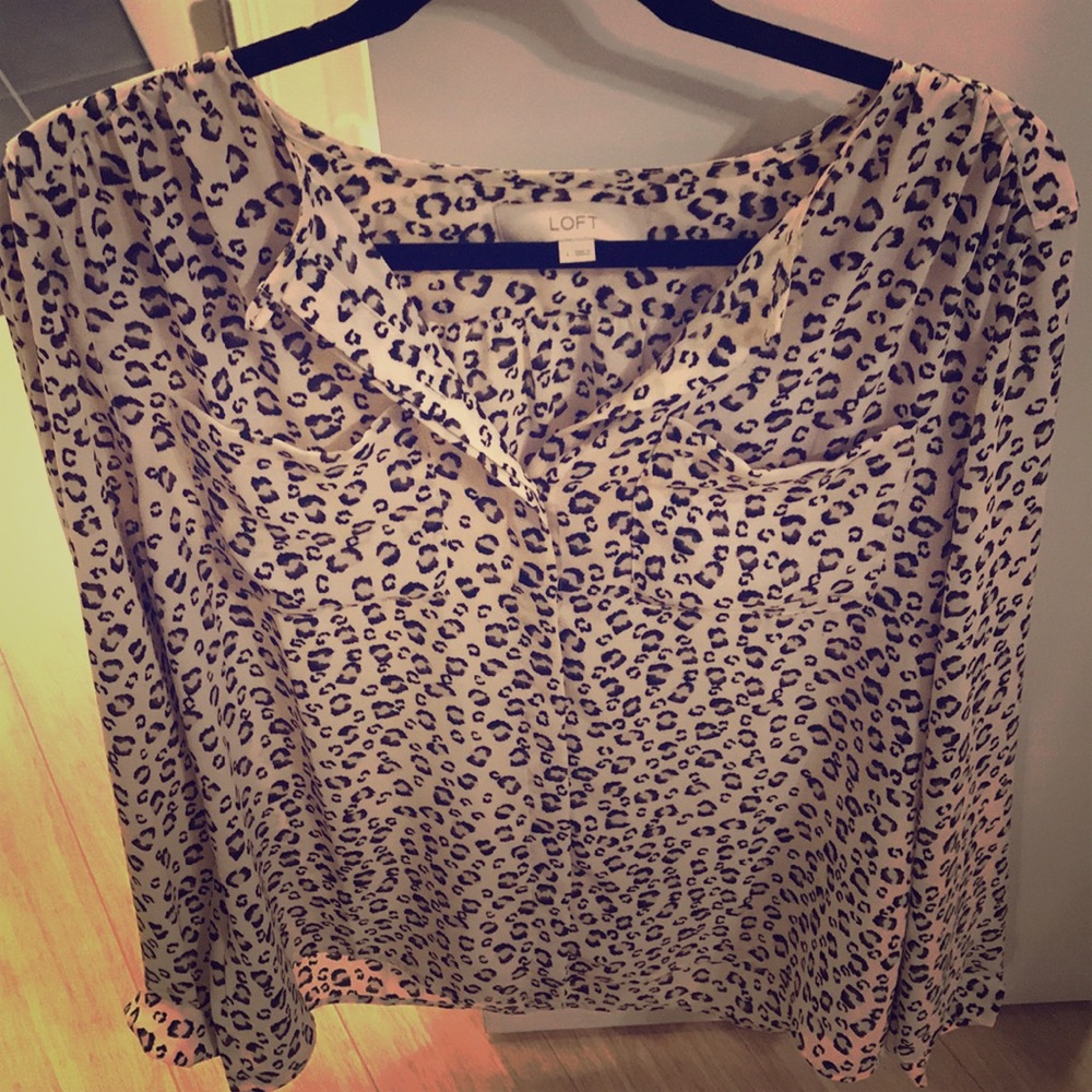 LOFT cream leopard top